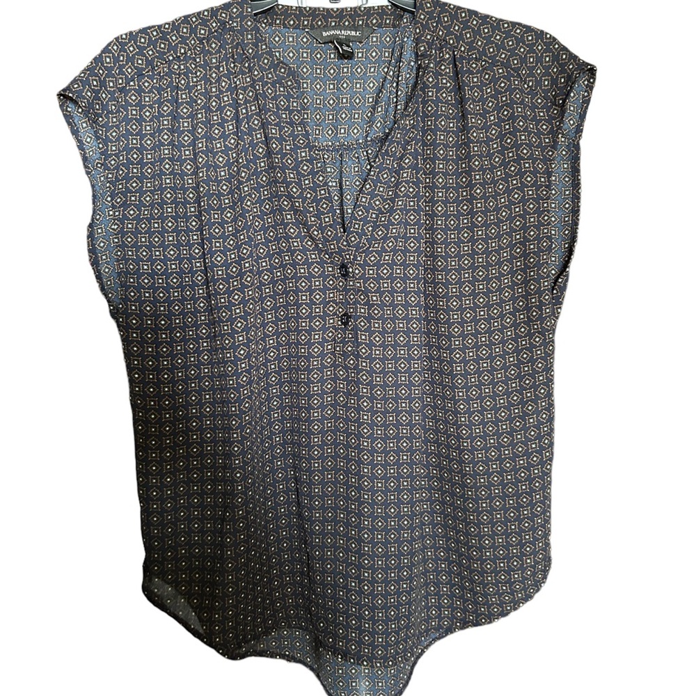 Banana republic blouse size small